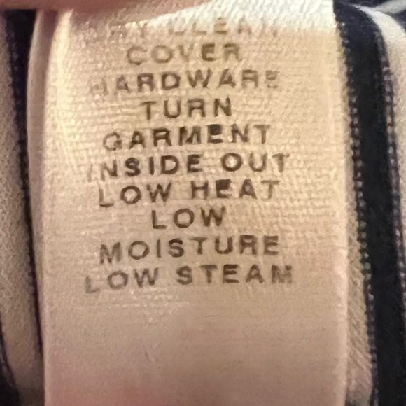 St. John Nautical Stripe Sleevless Cap Sleeve Top Navy Blue & White Size Small - Picture 9 of 9